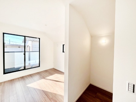 ���̑����ρ@�i�`�������ȃt���[�����O�͂ǂ�ȃC���e���A�ɂ��}�b�`�B  