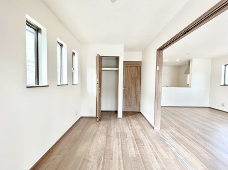 ���̑����ρ@���r���O�ׂ̗ɂ���m���B�����J�����čL�����p���邱�Ƃ��\�ł��B