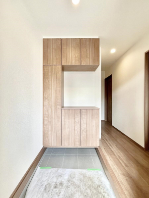 ���ց@���ʔ��͂��Ƒ��̎ʐ^��G�߂̃C���e���A�ŏ���I�Ƃ��ĉ��o�ł��܂�