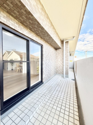 �o���R�j�[�@�������o���R�j�[�I��������̐��󕨂������܂��B