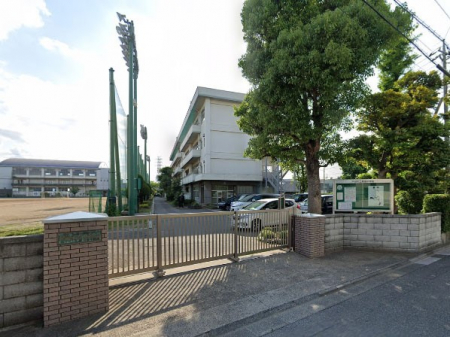 ���ӊ��@���w�Z 235m �˓c�s���������w�Z