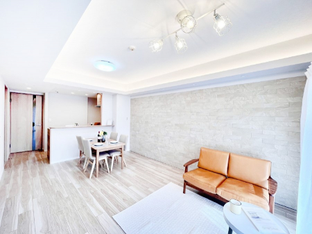 rO@Ƒ̓₩Șbŕ܂閾邢rO