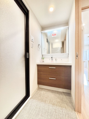 ���ʑ�E���ʏ��@������������ʉ��ώ��Œ��̐g�x�x�����K  