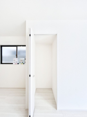 ���[�@������ꂪ���ȉƑ����L�̏�������p�i�Ȃǂ������Ղ���[�ł��郊�r���O���[�I