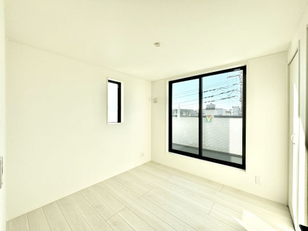 ���̑����ρ@�o���R�j�[���J�������v���X���Ă����m��