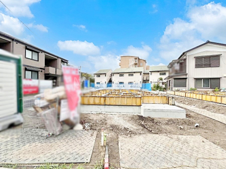 ���n�O�ώʐ^�@�~�n���ɒ��ԃX�y�[�X�Q�䕪�i�Ԏ�ɂ��j�������܂��B