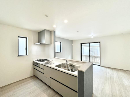 �L�b�`���@�������������I�ɁA�y�����I�V�X�e���L�b�`��  