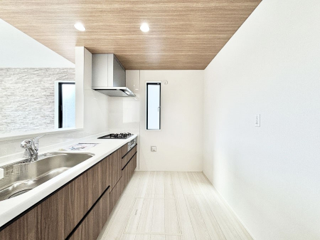 Lb`@u₩ȕʂ蔲Lb`B̂Ŗ邭Cɂ𗧂܂B