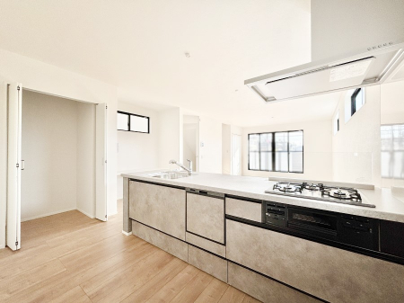 Lb`@JE^[zɊyׂB̂ƔȂ肻łˁB   