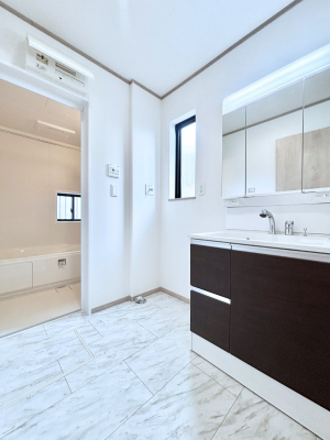 ���̑��@�L�X�Ƃ�Ƃ�̂��郉���h���[�X�y�[�X