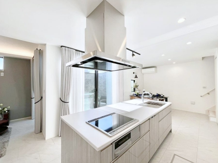 Lb`@H@E򐅊ERcRȂǃfUC@\˔VXeLb`I