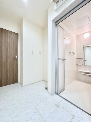 ʑEʏ@Ƃ̐ʃXy[XŒ̐gxxX[Y