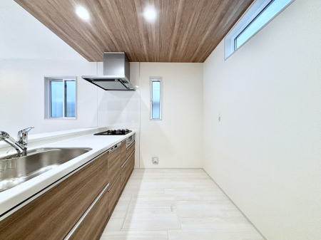 Lb`@Ƃ肠Lb`ł͂ƑƊył܂B