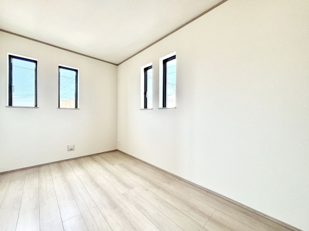 �q�������@�Q�ʍ̌��Ŗ��邳�����ʂ��ǍD�I