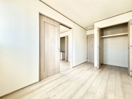 �q�������@�q�������ɂ��������߂Ȏ��[�X�y�[�X�����Ղ�̋���