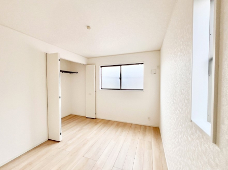 ���̑����ρ@�S����2�ʍ̌����N���[�[�b�g�t���ł�