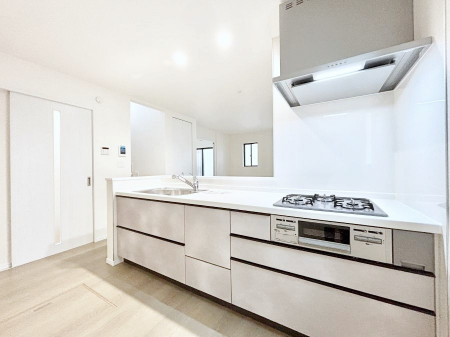 �L�b�`���@��Ƃ肠��L�b�`���ł͂��Ƒ��Ɗy�������������ł��܂��B