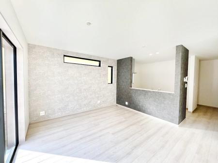 ���r���O�@�A�N�Z���g�N���X���������ȃ��r���O�B�Ƒ��ł̂�т肭�낰��L�X�X�y�[�X�B