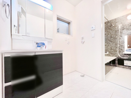 ���̑��@�������̂�����K��Ԃł��B�����̐g�x�x���C�����ǂ����g�������܂��B 