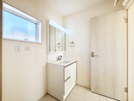 ���̑��@�������̂��郉���h���[�X�y�[�X