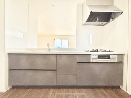 �L�b�`���@�������������I�ɁA�y�����I�V�X�e���L�b�`��