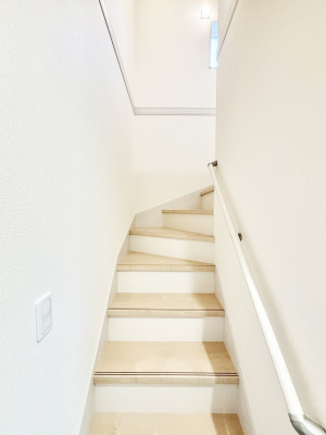 ���̑��@�K�i�͎肷��t���Ȃ̂ŏ����Ȃ��q���܂₲����̕������S�ł�