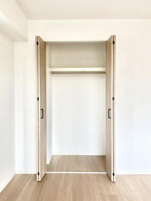 ���[�@�����Ղ�̎��[�X�y�[�X�ł��ł��Z��Ԃ��X�b�L���ۂĂ���