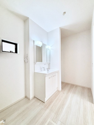 ���ʑ�E���ʏ��@���ʏ��ɂ͐�܂̃X�g�b�N��^�I���Ȃǂ̎��[�ɕ֗��ȃ��l���ɂ�����܂�