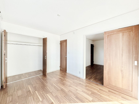 ���̑����ρ@�i�`�������ȃt���[�����O�͂ǂ�ȃC���e���A�ɂ��}�b�`�B  