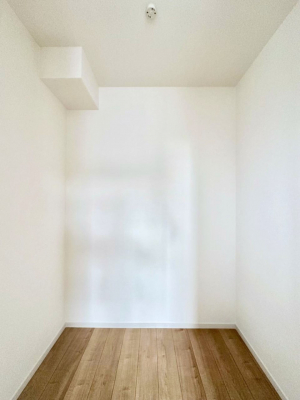 ̑@EH[NCN[[bgtŐԂLpł܂B