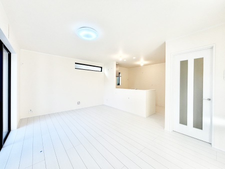 ���r���O�@�i�`�������e�C�X�g�̗D�����_�炩���F�g���̃t���[�����O���f�G�ȃ��r���O�ł��ˁB