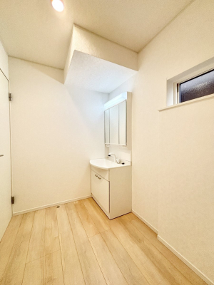 ���̑��@�L�X�Ƃ�Ƃ�̂��郉���h���[�X�y�[�X