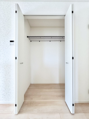 ���[�@�L�b�`�����N���[�[�b�g�B�H���i����p�i�̃X�g�b�N�E�|������Ȃǂ����[�ł��܂��B