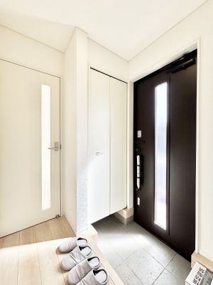 ���ց@�K���X�X���b�g�̓��������փh�A�������Ɍ���͂��Ă���܂�