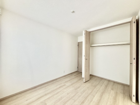 �q�������@�q�������ɂ��������߂Ȏ��[�X�y�[�X�����Ղ�̋���