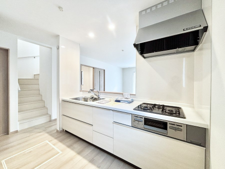 �L�b�`���@�������������I�ɁA�y�����I�V�X�e���L�b�`��  