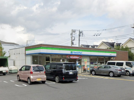 ���ӊ��@�R���r�j 200m �t�@�~���[�}�[�g �������X