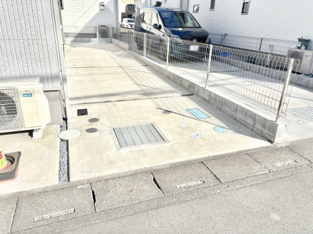 �@�����Ɍ������Ȃ����ԃX�y�[�X�B