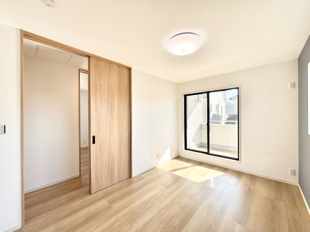 ���̑����ρ@���邢�o���R�j�[�T�C�h�ɗm����ݒu�B�ڊo�߂̗ǂ��Q���ɁB 