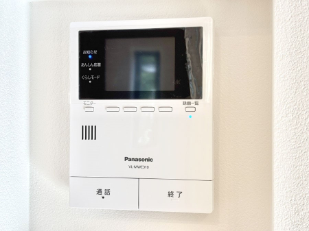 ���̑����ρ@�K��҂���ڂł킩��A���S�̂s�u���j�^�[�t���C���^�[�t�H��