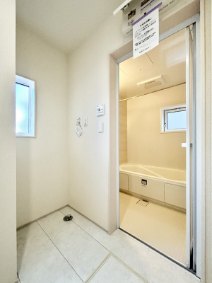 ���̑��@�������̂��郉���h���[�X�y�[�X