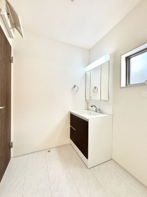 ���ʑ�E���ʏ��@���邢���ʏ��͖����̐g�x�x���y�����ł����Ⴂ�����ł��B