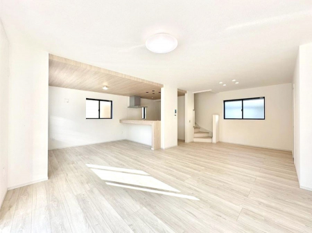 rO@͋Ĉkcj͉Ƒ݂Ȃ̉K  