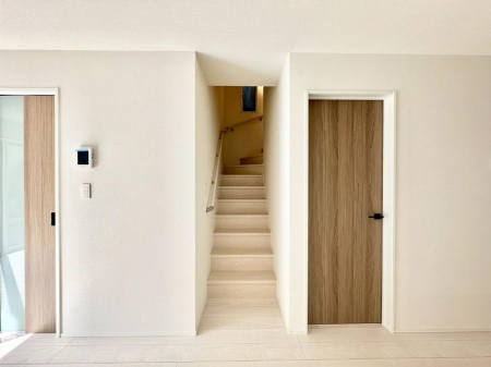 ̑@ƑԂ̃R~jP[V[܂郊rOCKi̗p