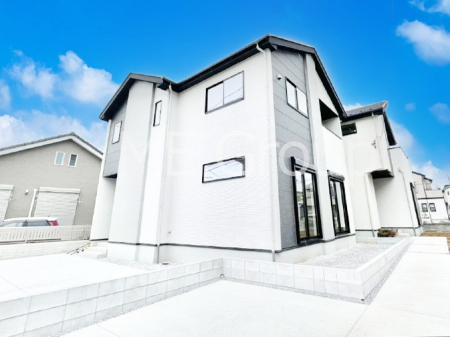 ���n�O�ώʐ^�@�J��������L�X���r���O�ŉƑ��c��񂪊y���߂�}�C�z�[��