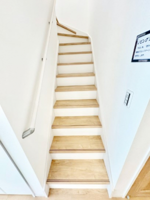 ���̑��@�K�i�͎肷��t���Ȃ̂ŏ����Ȃ��q���܂₲����̕������S�ł�