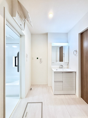 ���̑��@�L�X�Ƃ�Ƃ�̂��郉���h���[�X�y�[�X�@