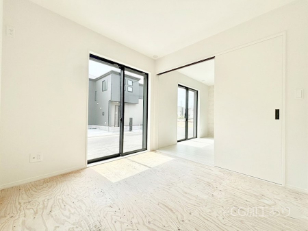 ���̑����ρ@���r���O�Ɨׂ荇���Ă���a���B�ق��ƈꑧ�ł���a�̋�Ԃ��Y�ꂸ�ɁB 