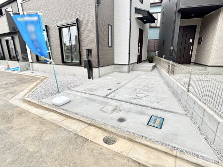 �@�����Ɍ������Ȃ����ԃX�y�[�X�B