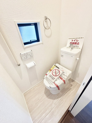 �g�C���@�E�H�V�����b�g�t���g�C����1�K��2�K���ꂼ��ɔz�u����Ă��ĂƂĂ��֗��ł��B 